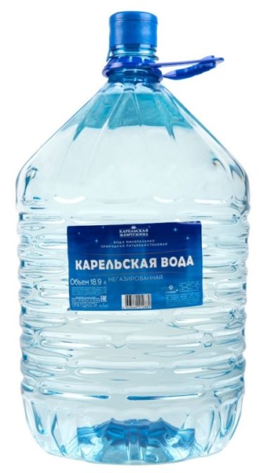 Вода минеральная природная питьевая столовая "Карельская вода" негазированная 18,9л